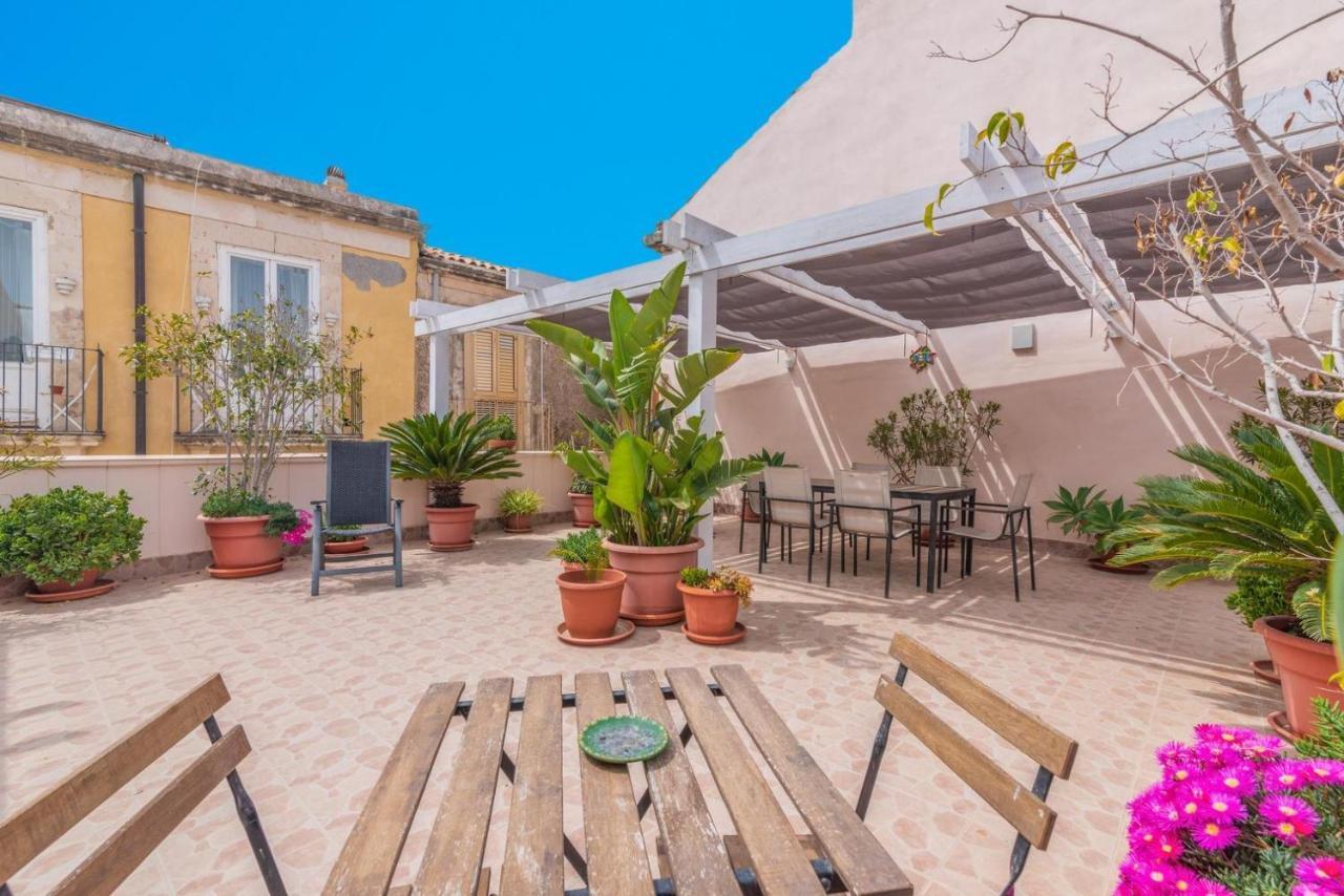 Il Riad Del Capitano Syrakusa Exteriör bild