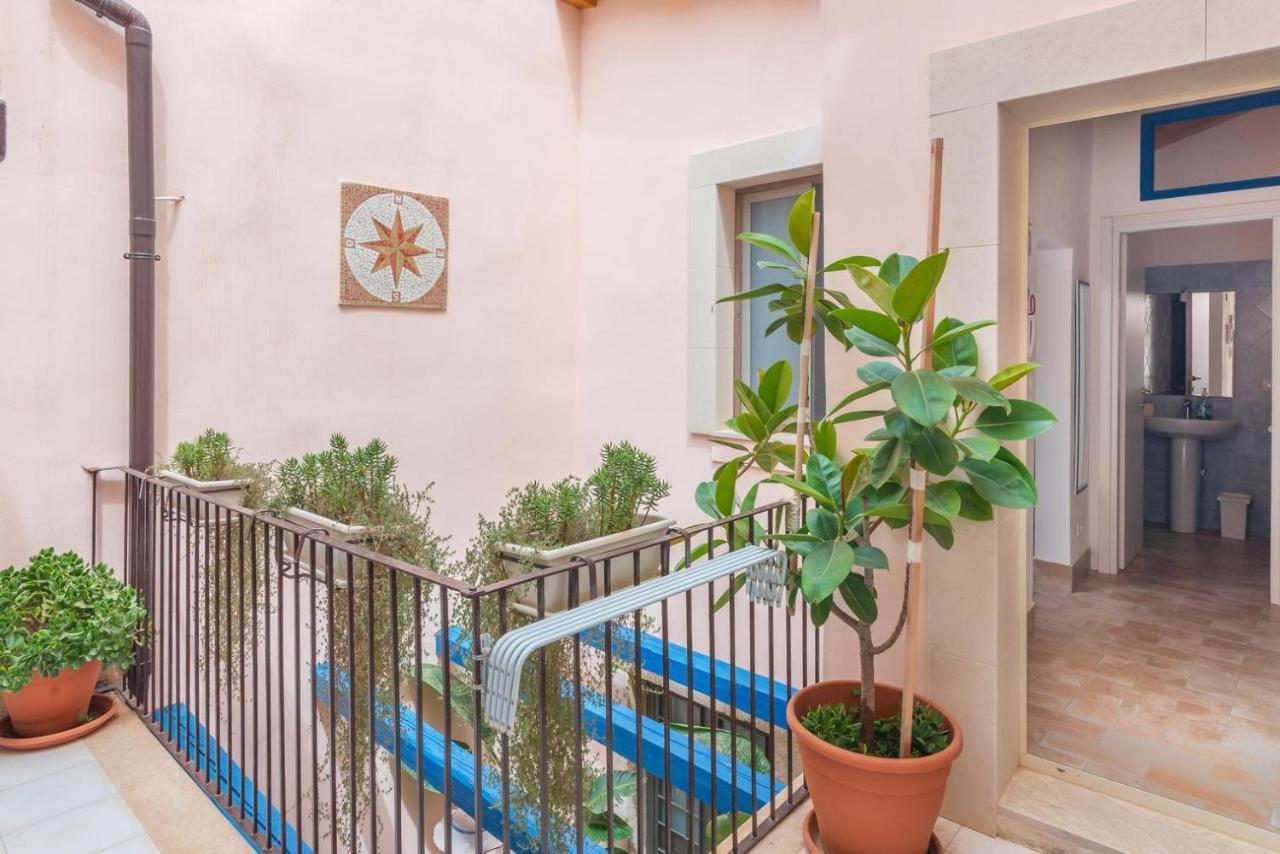 Il Riad Del Capitano Syrakusa Exteriör bild