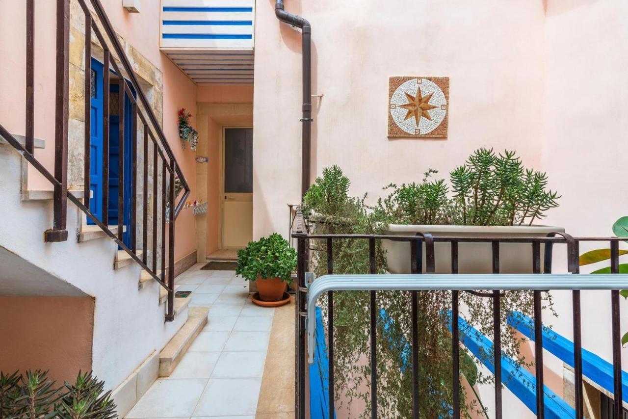 Il Riad Del Capitano Syrakusa Exteriör bild